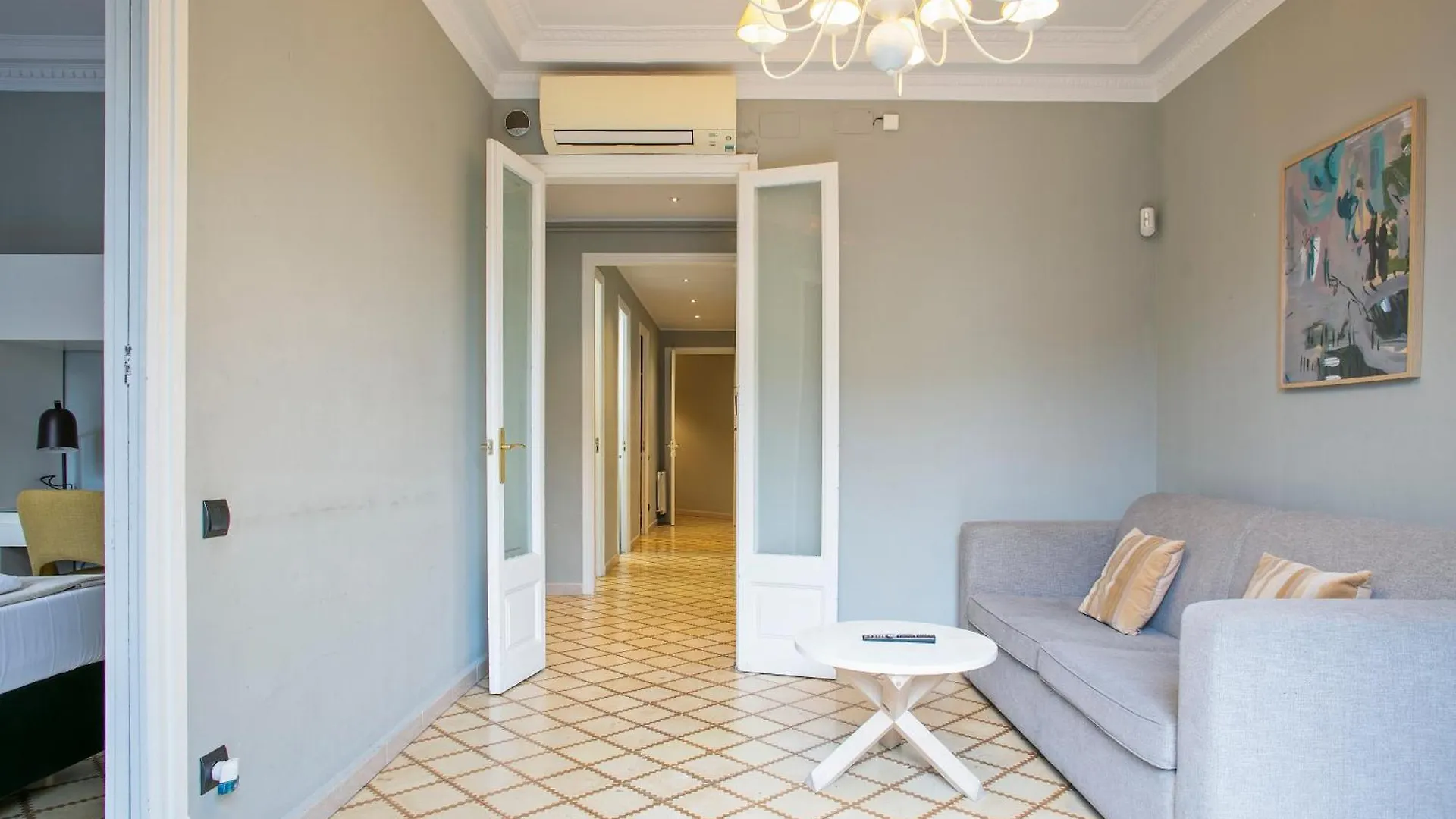 Apartment Alcam Entenza Barcelona Spanien