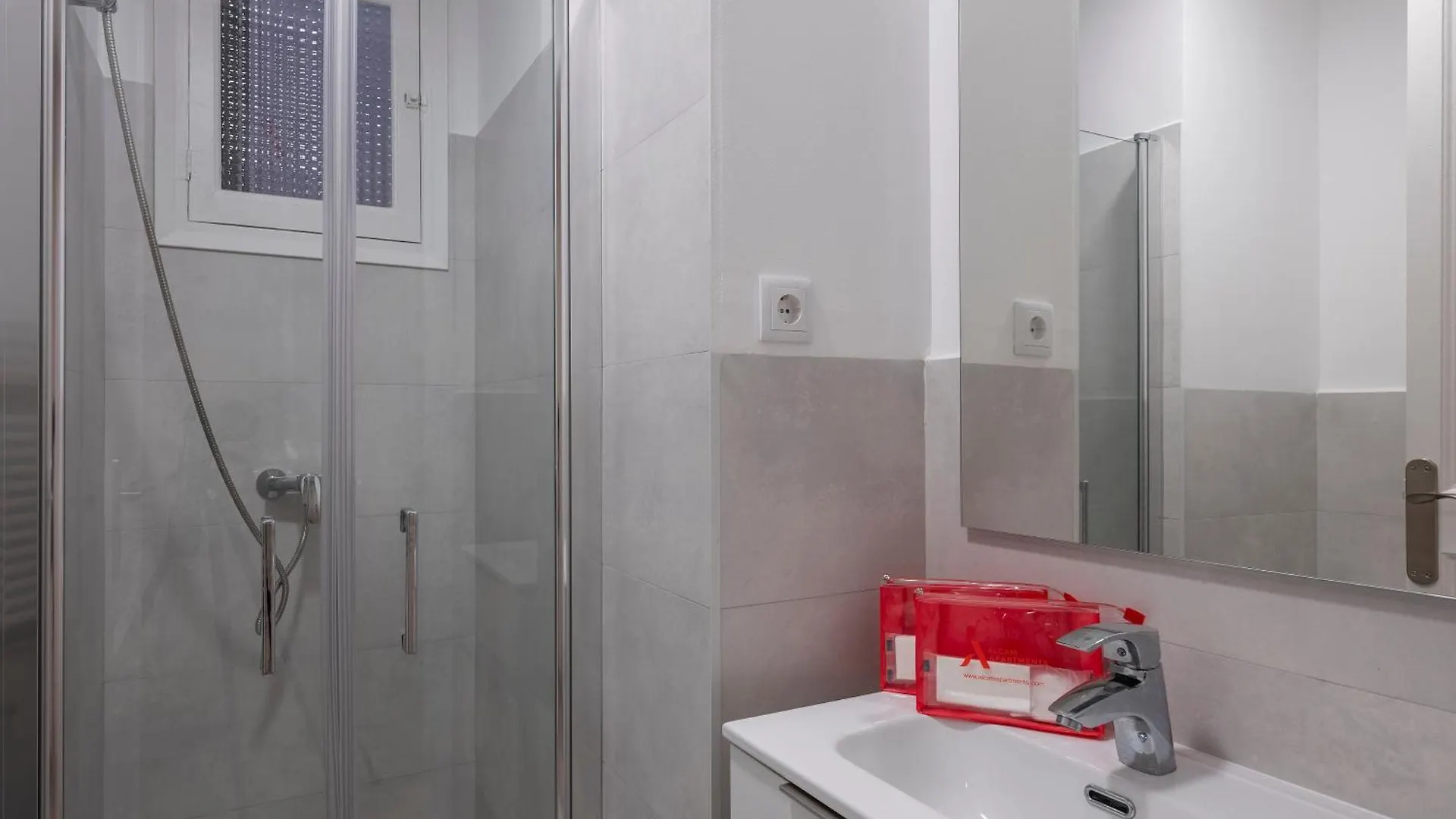 Apartment Alcam Entenza Barcelona